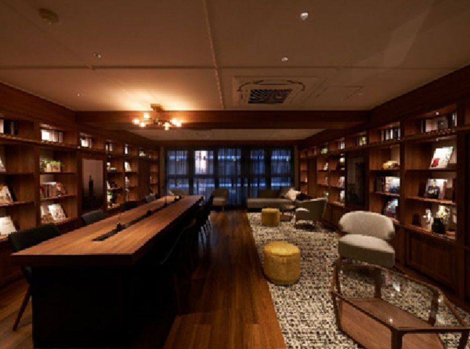 スタディ＆ブックラウンジ