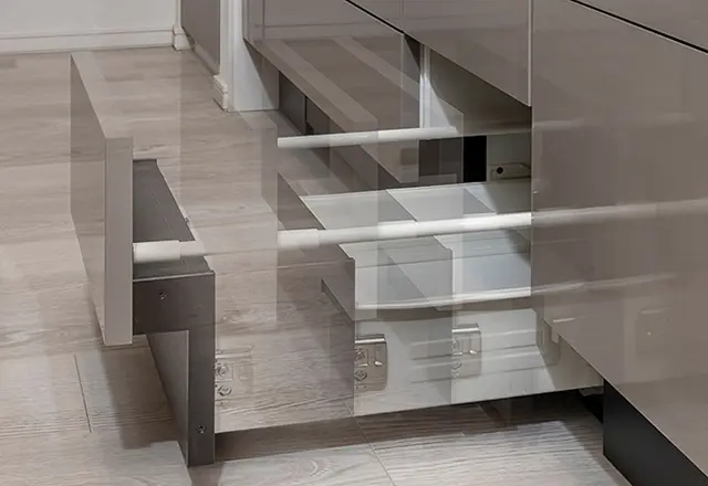 オールスライド収納