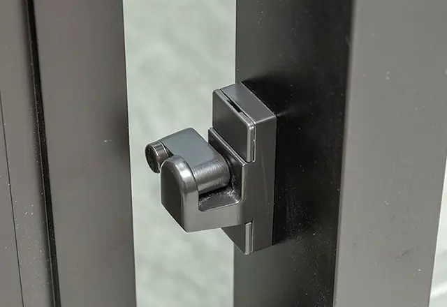 指はさみ防止ストッパー