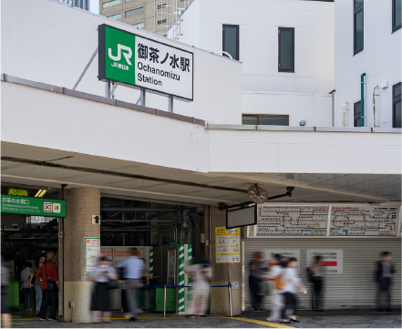 JR「御茶ノ水」駅